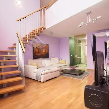 Vale Apartment *