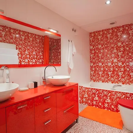Vale Apartment